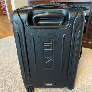 Tumi Black Carry-on Valor Luggage